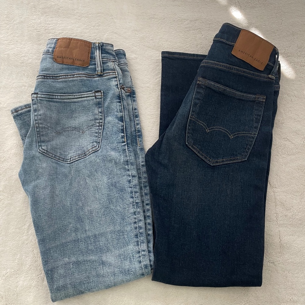 2 pairs jeans